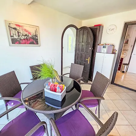 Mit Balkon By Interhome Klenovica